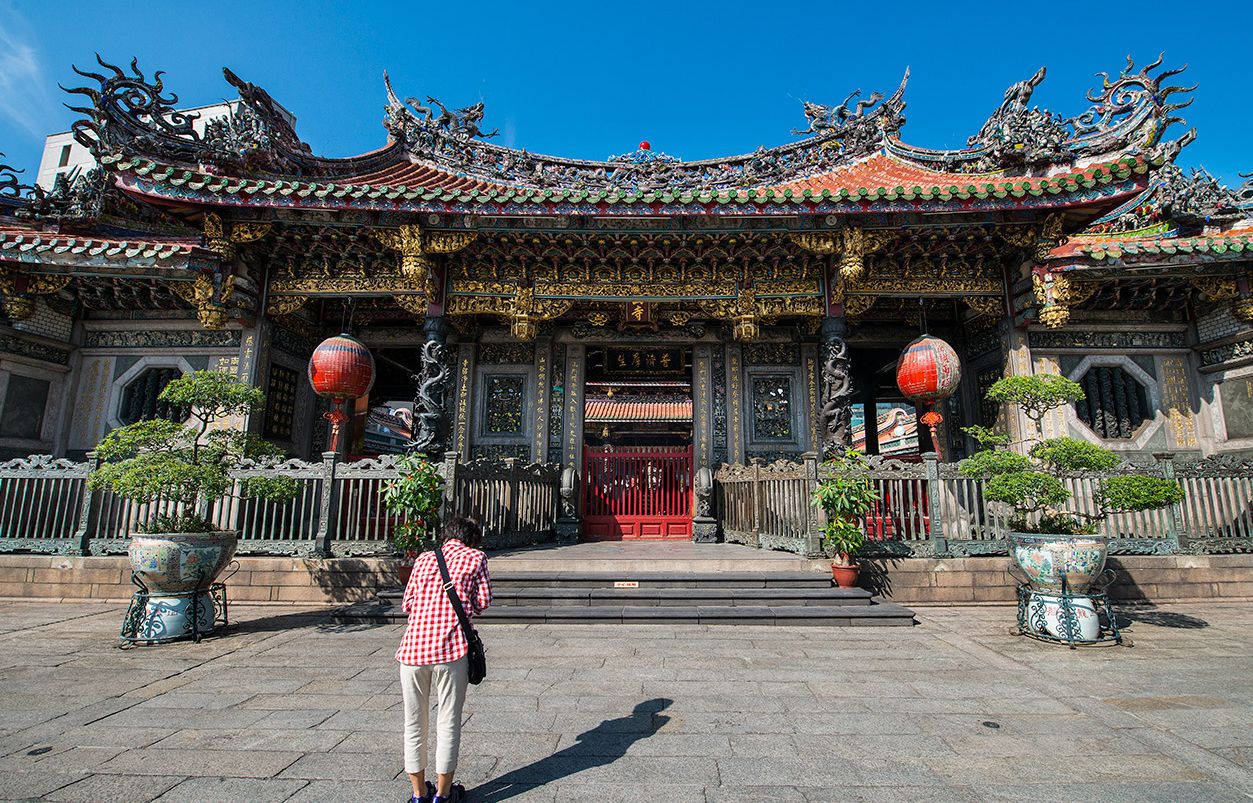 Longshan Temple