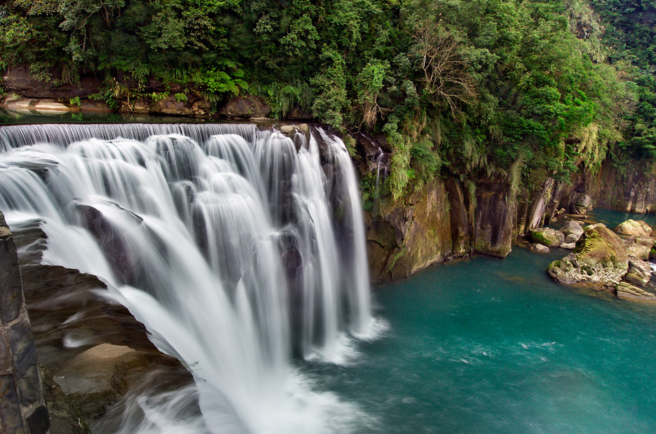 Shifen Waterfall